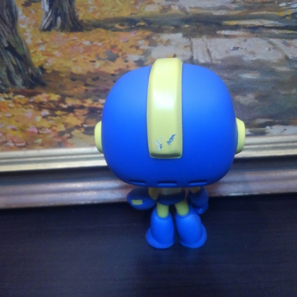 Funko Pop ๐ฅ MegaMan ๐ค Custom with Sunglasses Nerdy Mega Man ๐ Nintendo Capcom - Picture 4 of 7